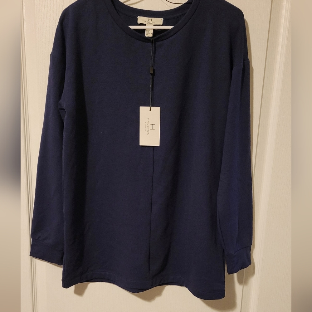 Women's Halston Studio pullover XS New With Tags